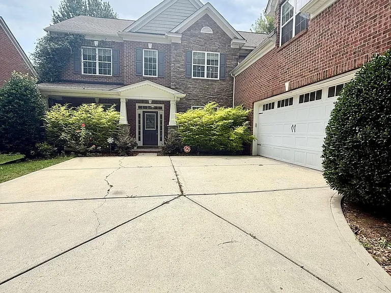 10110 Paxton Run Rd — Photo 3