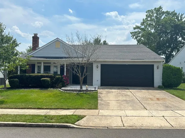 10 Horseshoe Ln N, Columbus, NJ 08022