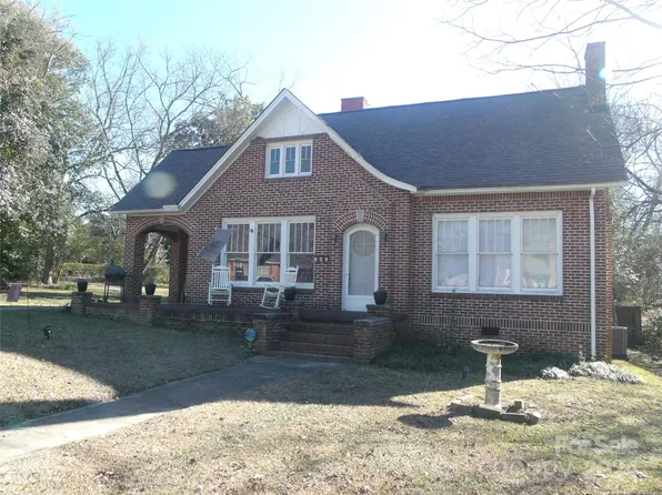 143 Lancaster St, Chester, SC 29706