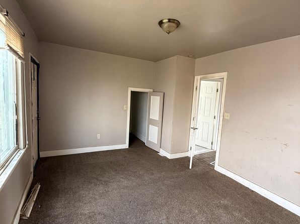 7483 E Brentwood St, Detroit, MI 48234