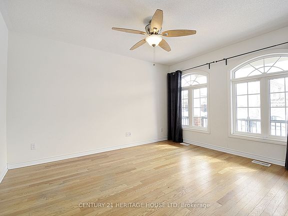 5th image of 955 Adams Ave S