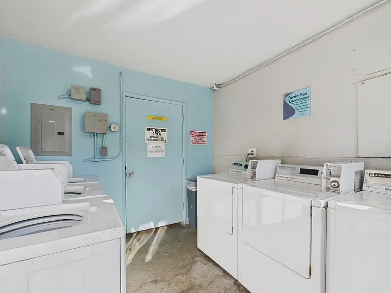 Aqua South — Photo 6