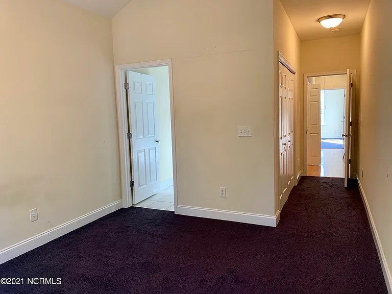 1044 Macklin St #12 — Photo 5