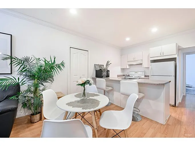 2458 Berton Pl #1A photo 1