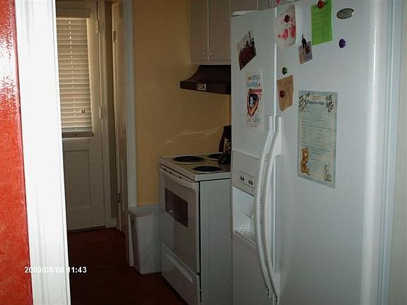 5th image of 1901 Williams St