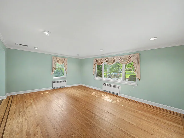 34 Esmond Pl — Photo 34