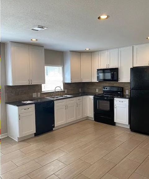 13323 Villa Park Dr — Photo 5