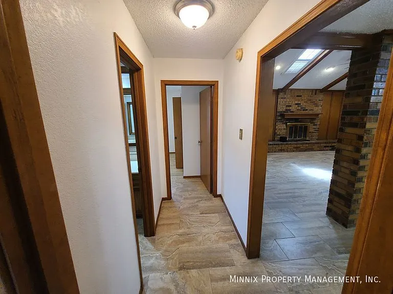 4005 Saint Andrews Dr — Photo 5