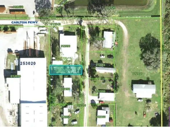 Carlton Pkwy, Bartow, FL 33830