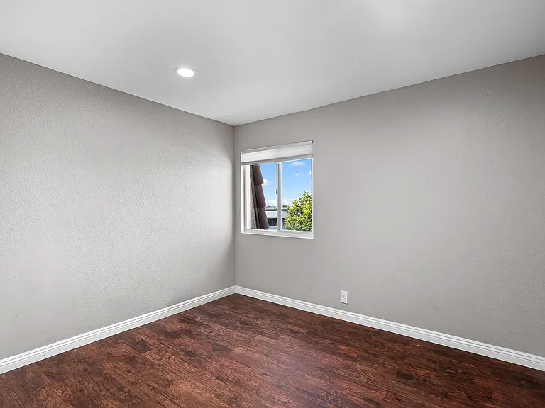 2853 N Palm Ave #2 — Photo 11