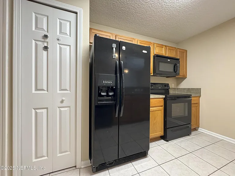 3680 Kirkpatrick Cir #11 — Photo 7