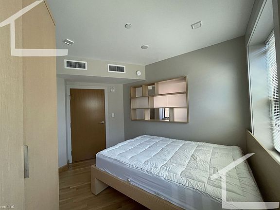 115 Mount Auburn St. #55 Cambridge (Harvard Square) Unit P