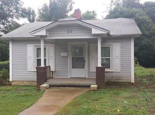 217 Cedar St, Belmont, NC