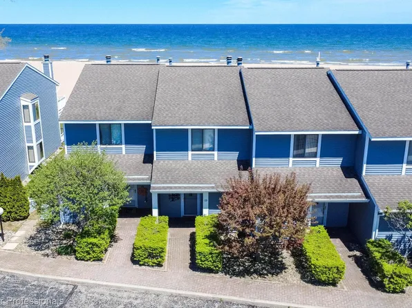 271 Chrysler Rd Unit 19, Oscoda, MI 48750