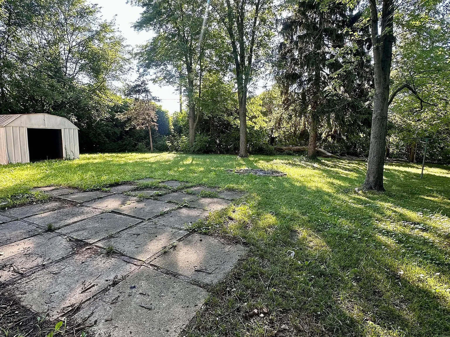 3 bed, 1.0 bath, 1236 sqft, $1,600 — Photo 4