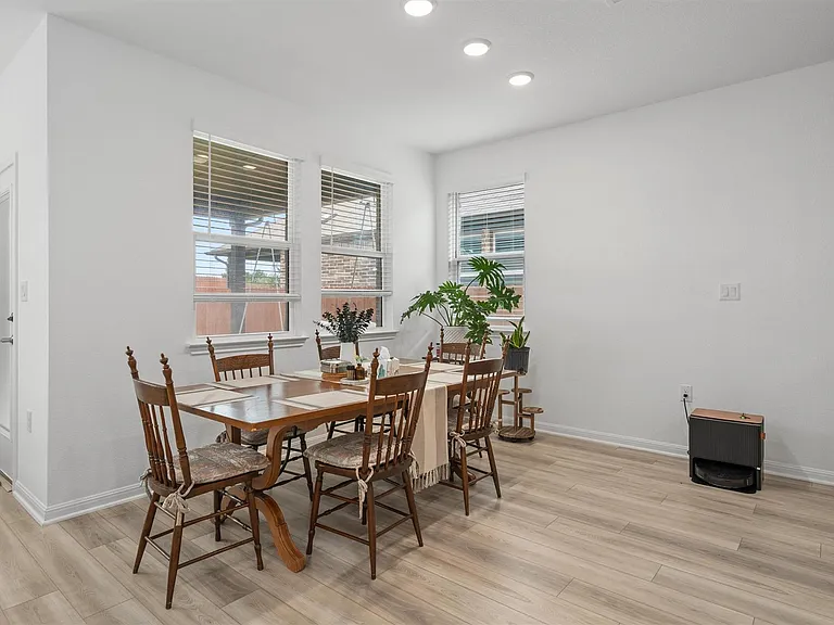 1617 Purple Martin Dr — Photo 10