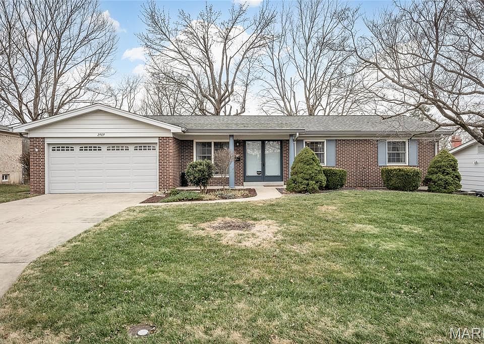 1st image of 2909 Cypress Dr