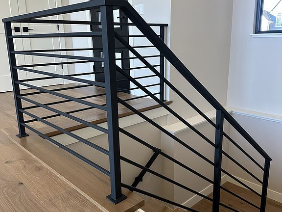 5th image of 5127 Oak Ridge Ct