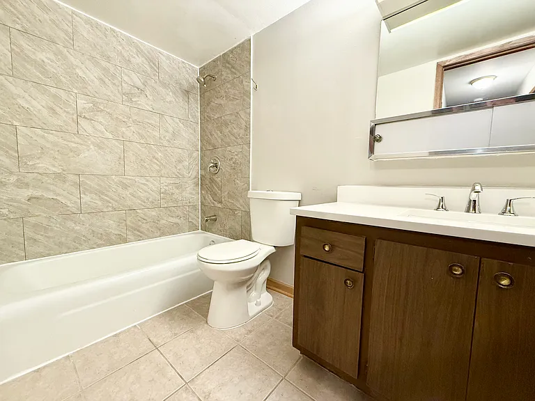 1455-1465 Sheridan Rd — Photo 5