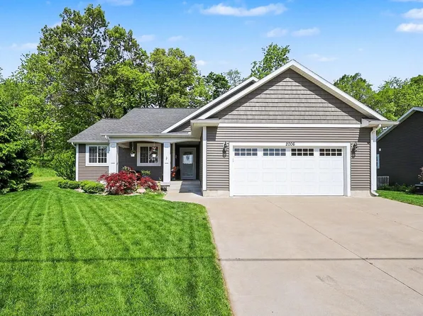 2006 Lake Ave, Muskegon, MI 49445