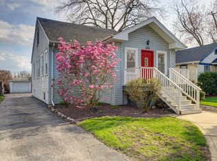339 W School St, Villa Park, IL