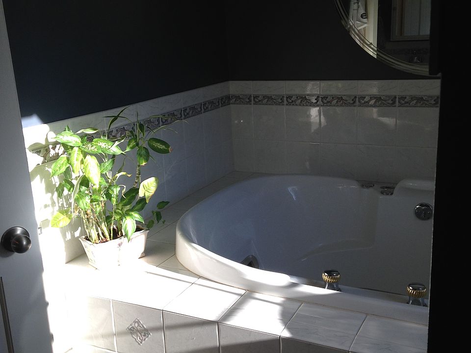 Jacuzzi