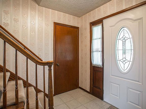 4th image of 5186 Parkmoor Dr
