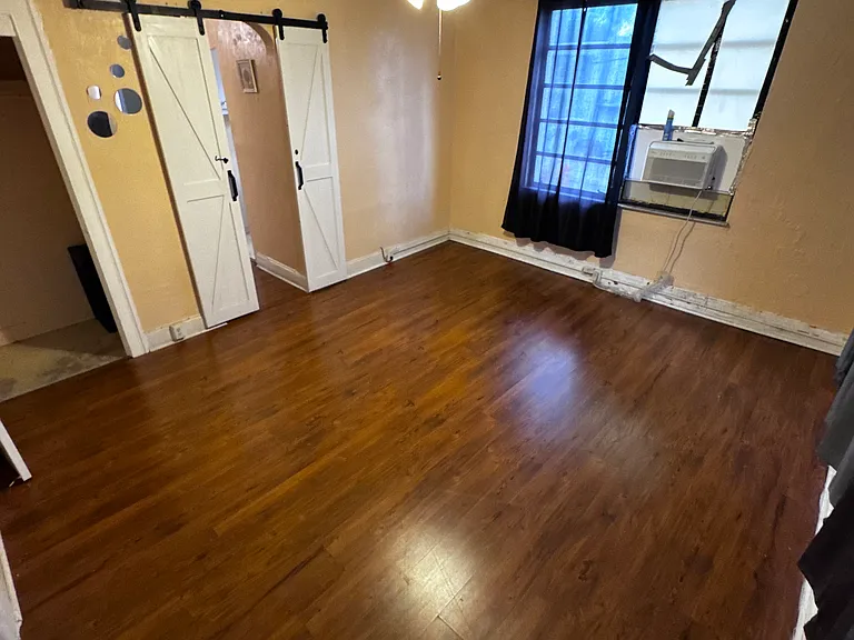 969 SW 2nd St #7 — Photo 2