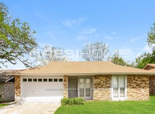 1617 Greywood Dr, Mesquite, TX 75149