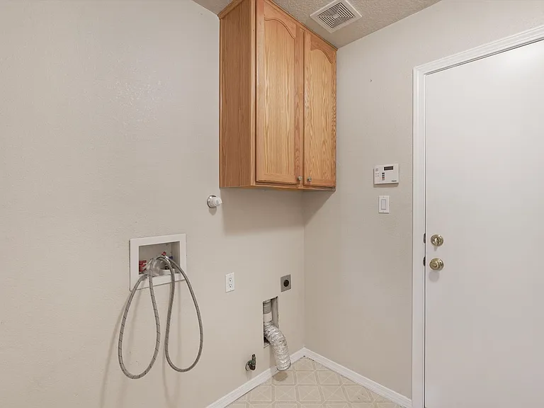 8620 Casa Verde Ave NW — Photo 18