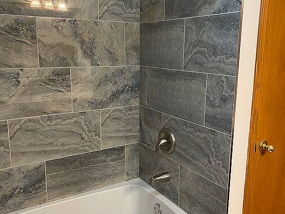 2nd image of 9200 Avon Ln