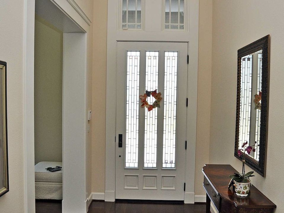 Entry way