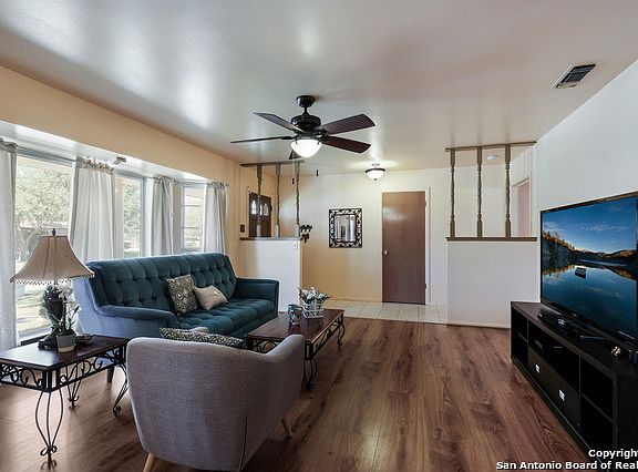 4th image of 2640 Waleetka St