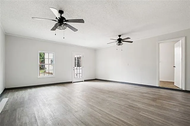 5036 Purdue Dr — Photo 17