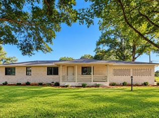 242 Cartwright Dr, Bonaire, GA 31005
