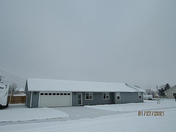 3rd image of 1621 E G St