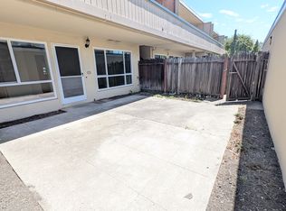 413 Willow St #A, Alameda, CA 94501