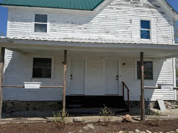 14 Maple Ave, Ripley, NY 14775