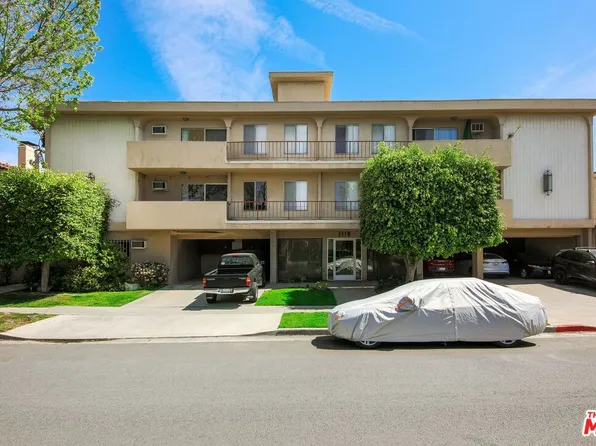 1110 S Oakhurst Dr, Los Angeles, CA 90035