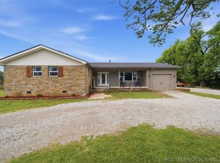 10104 E 136th St N, Collinsville, OK 74021