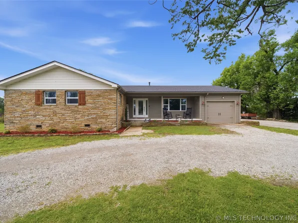 10104 E 136th St N, Collinsville, OK 74021