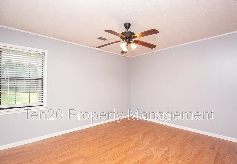 11406 Mehaffey Rd — Photo 14