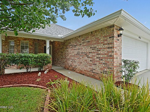 2nd image of 3914 Timber Lake Dr