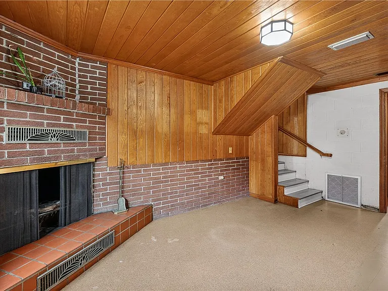1601 Walnut Ave — Photo 8
