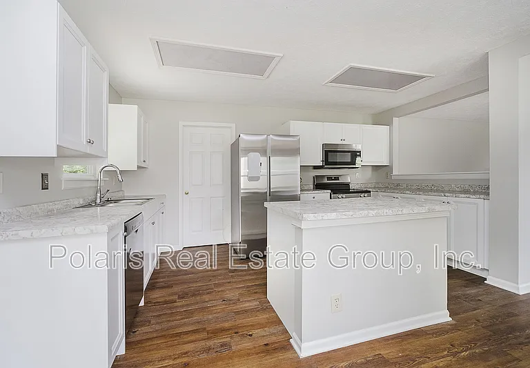 21 Wyndham Dr — Photo 10