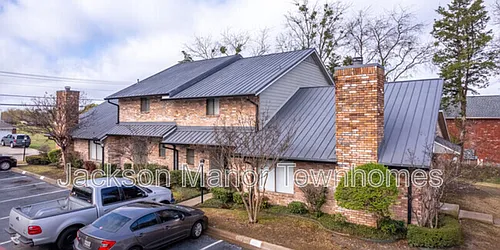 3000 Webb Ave Photo 1