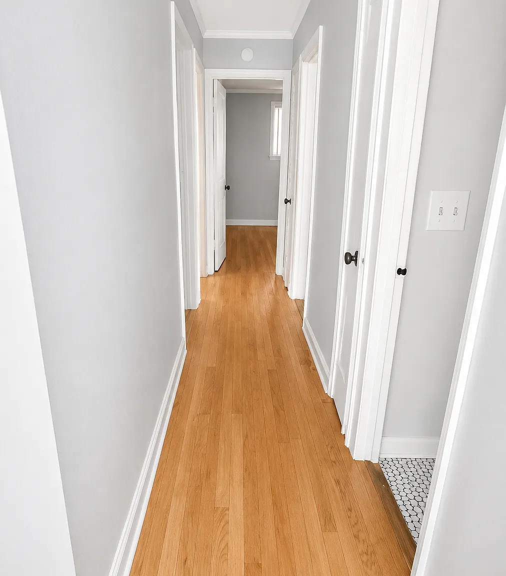 3 bed, 1.5 bath, 1200 sqft, $2,400 — Photo 2