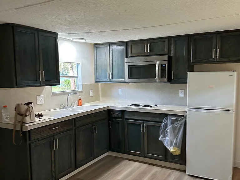 112 Pine Ln — Photo 3