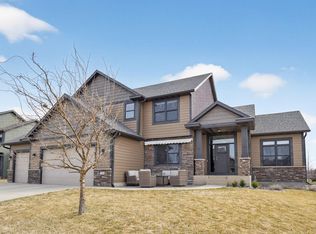1998 Esther Ln SW, Rochester, MN 55902