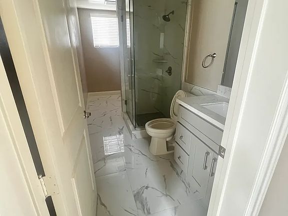 4th image of 3147 Burton Ave #A